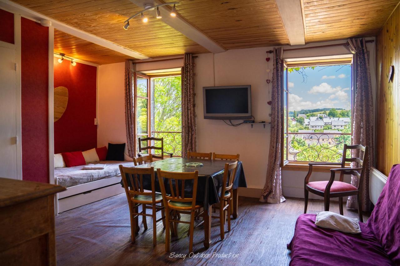 Les Tilleuls Besse-et-Saint-Anastaise Exteriör bild
