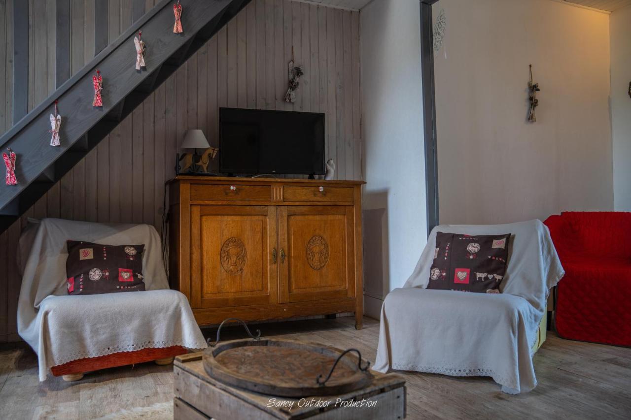 Les Tilleuls Besse-et-Saint-Anastaise Exteriör bild